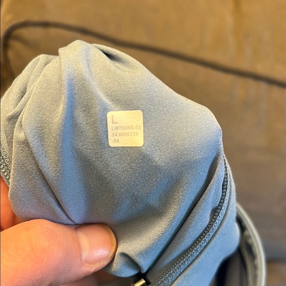 Lululemon Pace Breaker Linerless shorts 5” - Picture 2 of 3